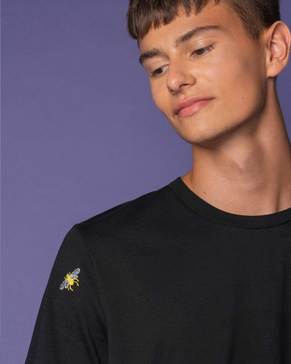 T-Shirt with Bee Embroidery Black Cotton Jersey